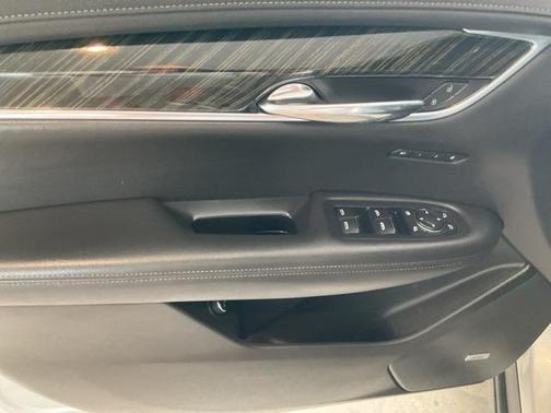 2020 Cadillac XT6 Premium Luxury FWD