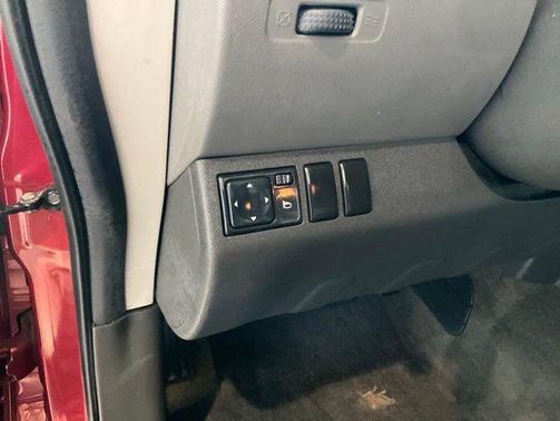 Cayenne Red 2015 Nissan Xterra S