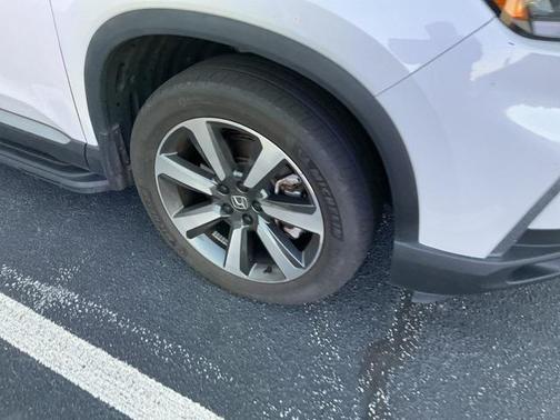 2023 Honda Pilot Touring 8-Passenger