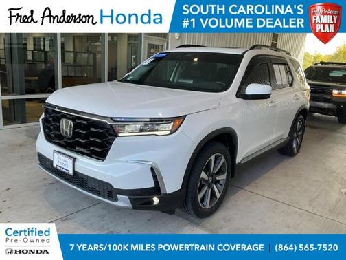 2023 Honda Pilot Touring 8-Passenger