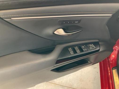 2024 Lexus ES 350 Base