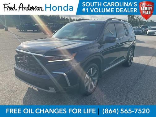 2025 Honda Pilot Touring 8-Passenger