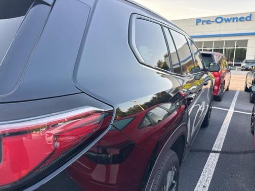 2025 GMC Acadia FWD Elevation