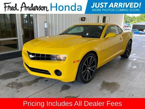 Rally Yellow 2013 Chevrolet Camaro 2LS