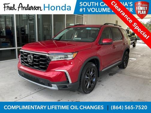 2025 Honda Pilot Touring 8-Passenger