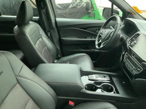 2024 Honda Ridgeline Black