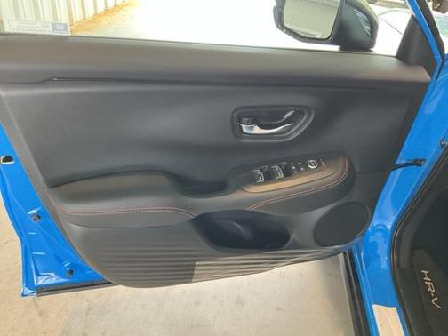 2026 Honda HR-V 2WD Sport