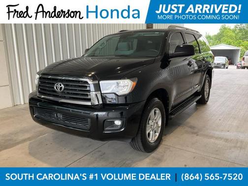 2022 Toyota Sequoia SR5