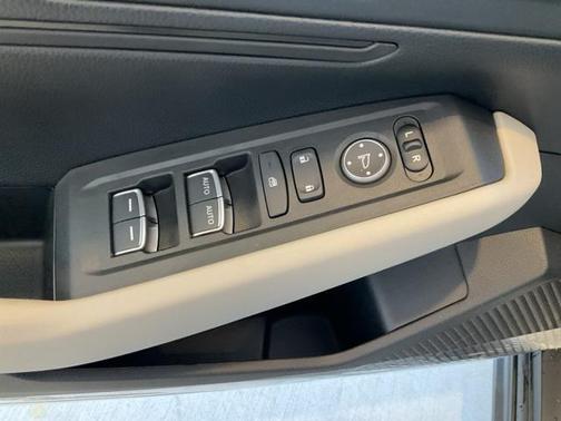2025 Honda Accord LX 1.5T