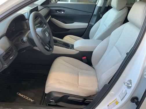 2025 Honda Accord LX 1.5T