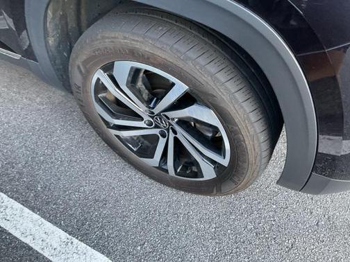 2023 Volkswagen Atlas 2.0T SEL