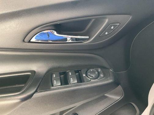 Summit White 2022 Chevrolet Equinox 1LT