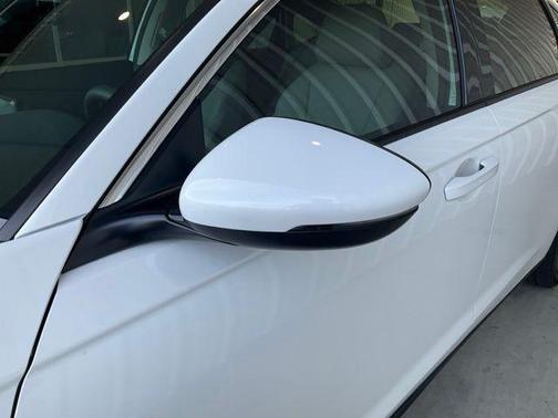 Platinum White Pearl 2026 Honda Accord Hybrid EX-L