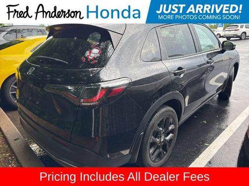 Crystal Black Pearl 2024 Honda HR-V 2WD Sport
