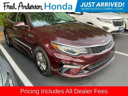 Sangria 2020 Kia Optima LX