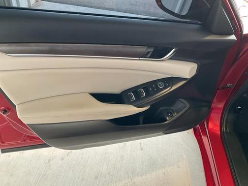 2022 Honda Accord LX 1.5T