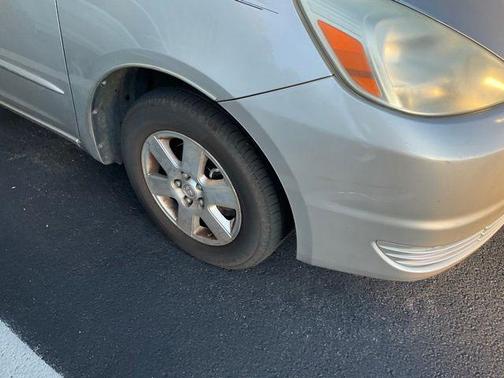 Silver Shadow Pearl 2005 Toyota Sienna LE
