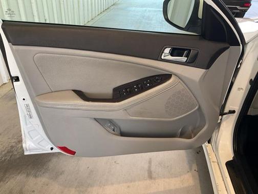 Snow White Pearl 2015 Kia Optima EX