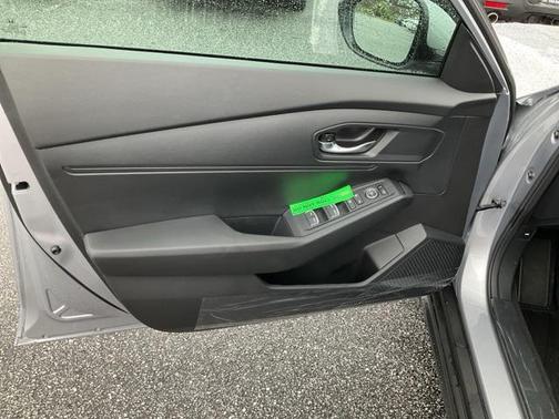 2025 Honda Accord LX 1.5T