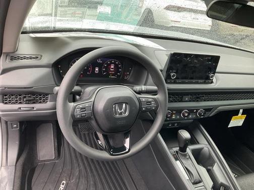 2025 Honda Accord LX 1.5T