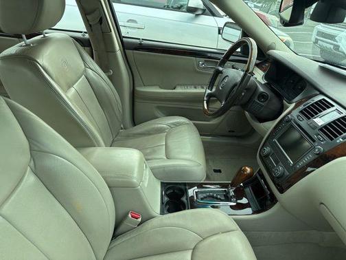 Gold Mist 2008 Cadillac DTS Base