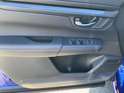 2025 Honda CR-V LX 2WD