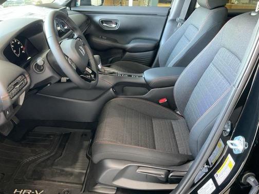 2026 Honda HR-V 2WD Sport