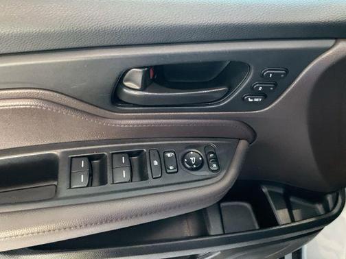 Lunar Silver Metallic 2023 Honda Odyssey EX-L