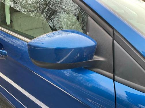 LIGHTNING BLUE METALLIC 2018 Ford Escape SEL