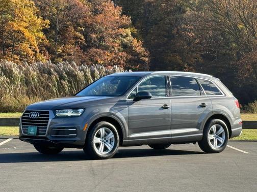2019 Audi Q7 45 Premium Plus