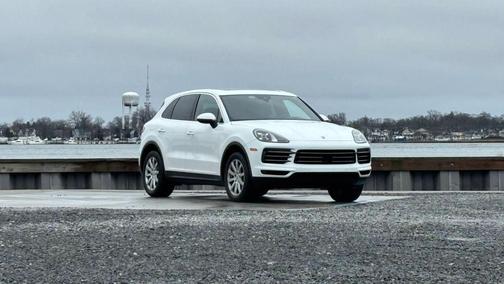 White 2019 Porsche Cayenne Cayenne