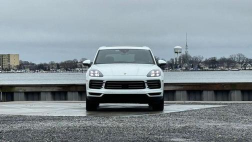 White 2019 Porsche Cayenne Cayenne