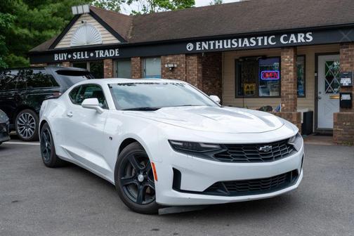 Summit White 2023 Chevrolet Camaro 1LT