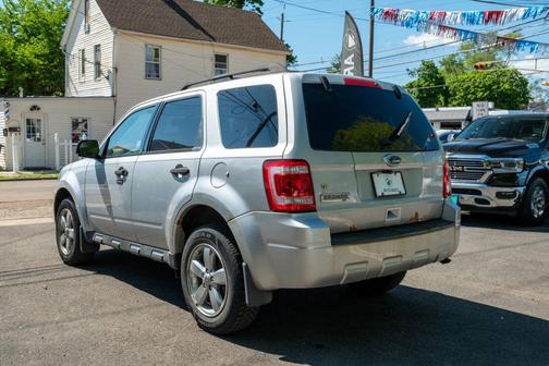 Ingot Silver Metallic 2012 Ford Escape XLT
