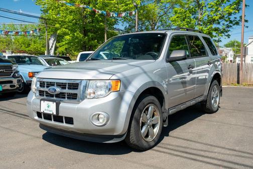 Ingot Silver Metallic 2012 Ford Escape XLT