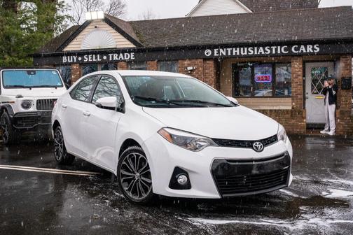 2015 Toyota Corolla S Plus