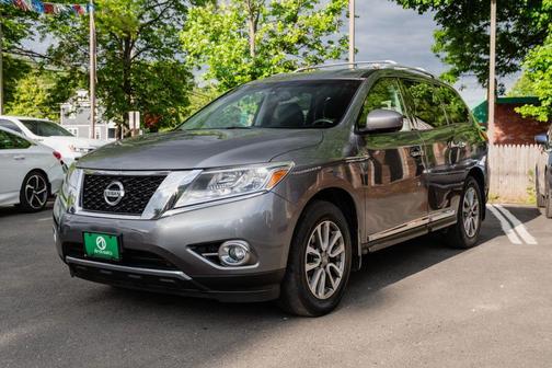 Gun Metallic 2015 Nissan Pathfinder SL