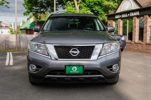 Gun Metallic 2015 Nissan Pathfinder SL