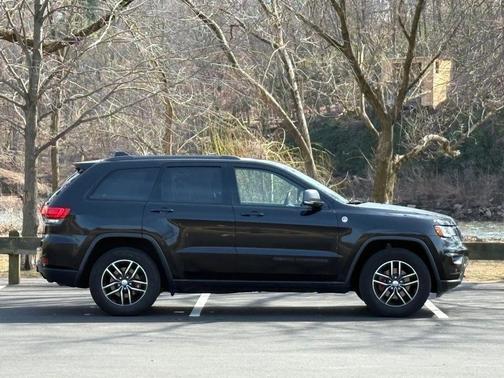 2017 Jeep Grand Cherokee Trailhawk