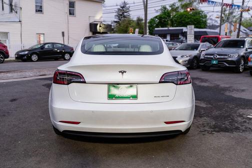 Pearl White Multi-Coat 2020 Tesla Model 3 Long Range