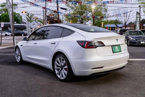Pearl White Multi-Coat 2020 Tesla Model 3 Long Range