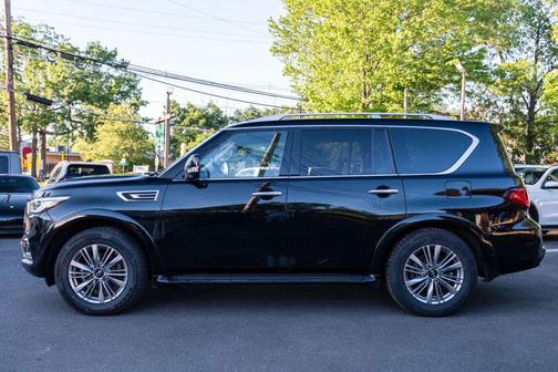 Black Obsidian 2021 INFINITI QX80 Luxe