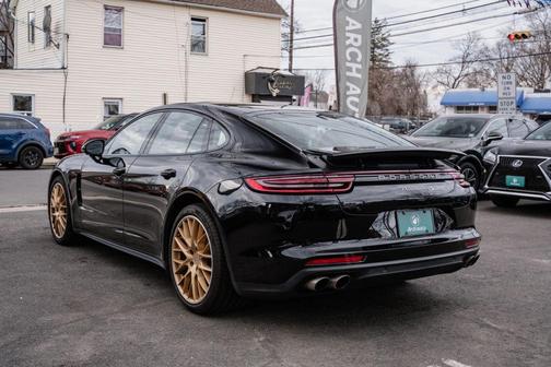 2018 Porsche Panamera 4S