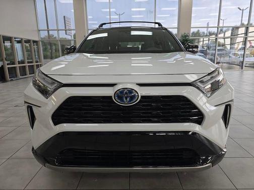 2024 Toyota RAV4 Hybrid SE