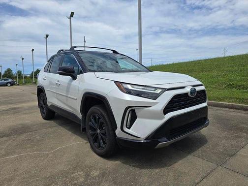 2024 Toyota RAV4 Hybrid SE