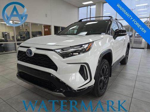 2024 Toyota RAV4 Hybrid SE