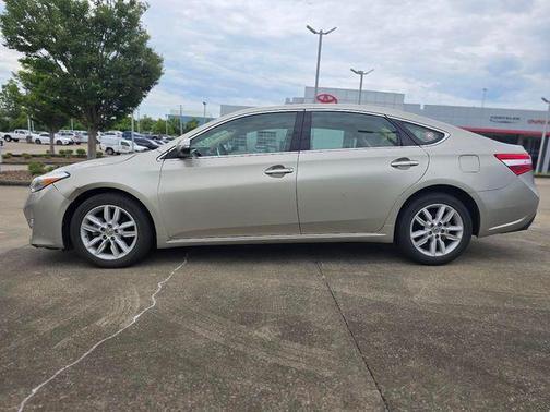 2014 Toyota Avalon XLE
