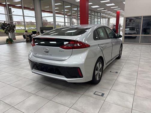 2019 Hyundai IONIQ Plug-In Hybrid Base