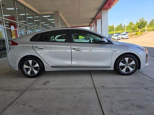 2019 Hyundai IONIQ Plug-In Hybrid Base