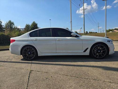 2019 BMW 540 540i